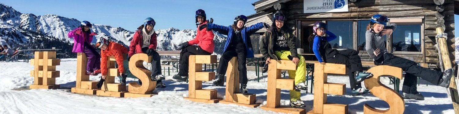 Les Elfes - Winter Camp